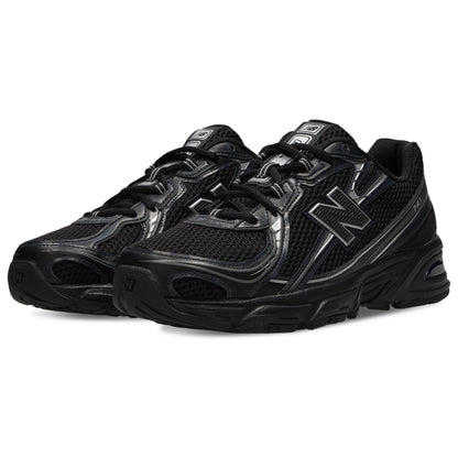 New Balance 740 Shoes