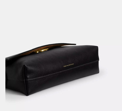 COACH Chelsea Shoulder Bag 26