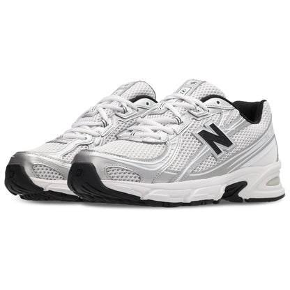 New Balance 740 Shoes